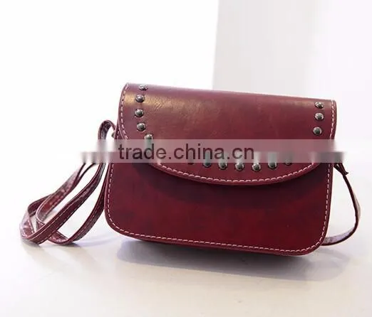 DY0002Z Europea Fashon Ladies Rivet Shoulder Bag photo-3