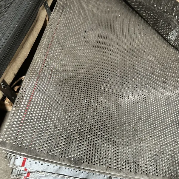 Galvanized Round Hole Perforated Plate, Decorative Perforated Board, Stainless Steel Filter Perforated Screen, Metal Perforated Sheet photo-2