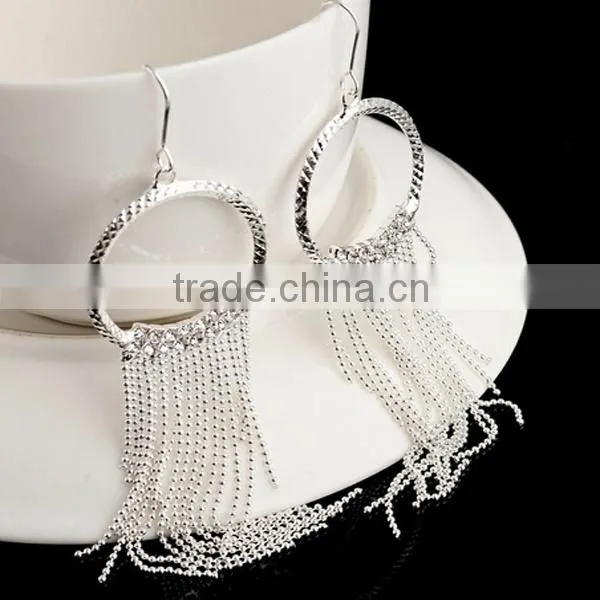 The New Fashion With Diamond Earrings Big Stud Earrings Bridal Temperament Act the Role Ofing is Tasted photo-2