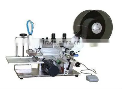 2016 Latest Low Price Semi-automatic Labeler Machine Small for Sale photo-4