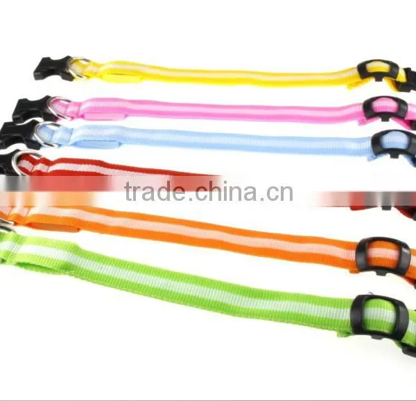LED Dog Nylon Flashing Glow Pet Light Safety Collar photo-2