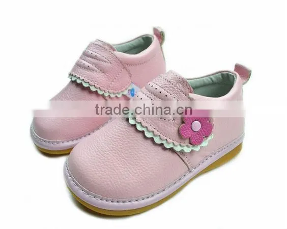 Fashion Squeaky Baby Shoes for Girls photo-5