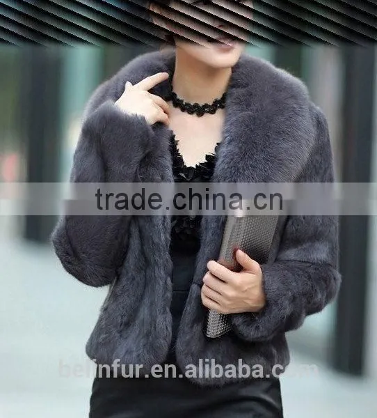 Fashion Women Fur Coat Women Sheep Fur Comfortable Elegant Coat photo-5