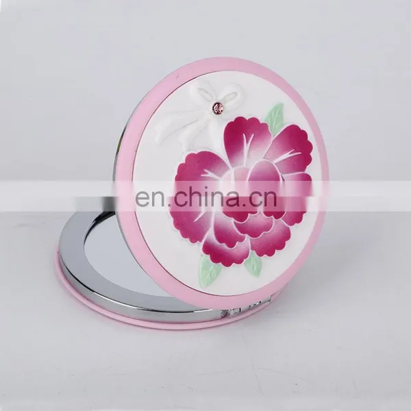 Wholesale Cheap Promotional Mini Plastic Folding Pocket Mirror photo-2