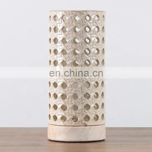 Amazon 2019 New Design Modern Table Lamp and China Bedside Lamps photo-2