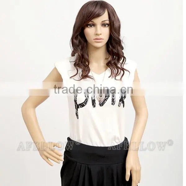 One Hand on Waist Female Plastic Mannequin photo-3