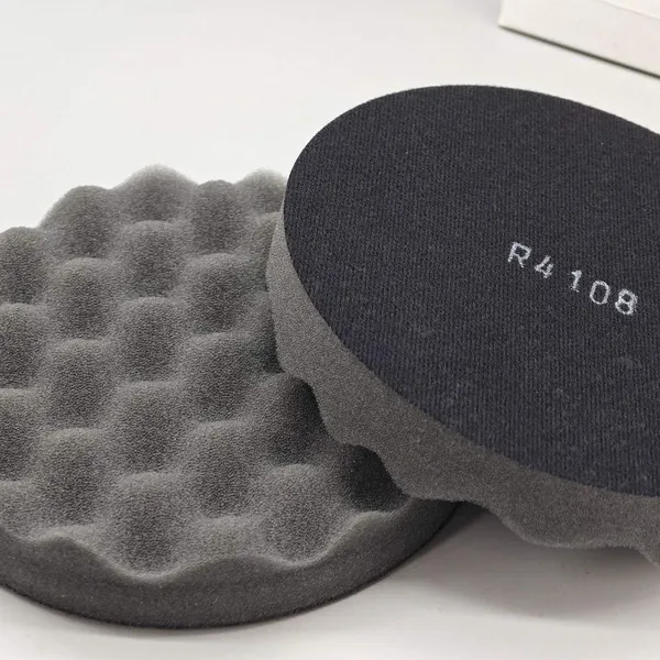 3M 05727 Perfect Hookit Foam Polishing Pad 5 1/4 Inch 133MM Polished Sponge Disc Round Buffing Pad for Use on Hookit Backup Pads