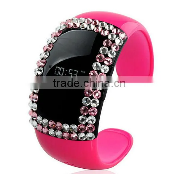 2016 Factory New Smart Bluetooth Watch Smart Wear Sports Watch