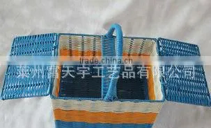picnic hamper