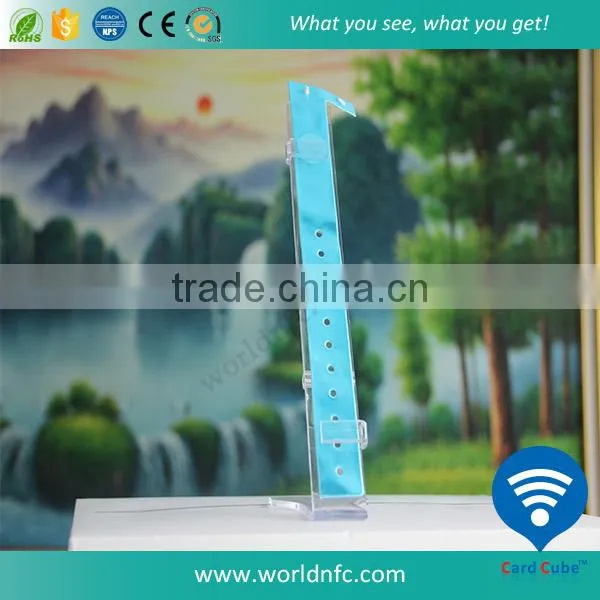 Top Supplier One Time Use Pvc RFID S50 1K Compatible Wrsitband/bracelet for Access Control photo-2