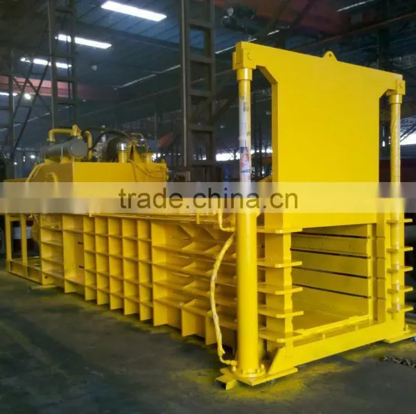 Hydraulic Driven Machine to Recycle Plastic Water Bottles photo-3