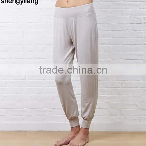2016 High Quality OEM/ODM Bamboo Product Custom Sports Pants Loose Yoga Pants in Guangzhou photo-4