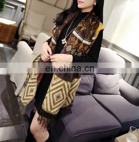 Ton Tone Pattern Black Tassels Texture Scarves Women Grid Tartan Fashion Neck Warmer photo-2