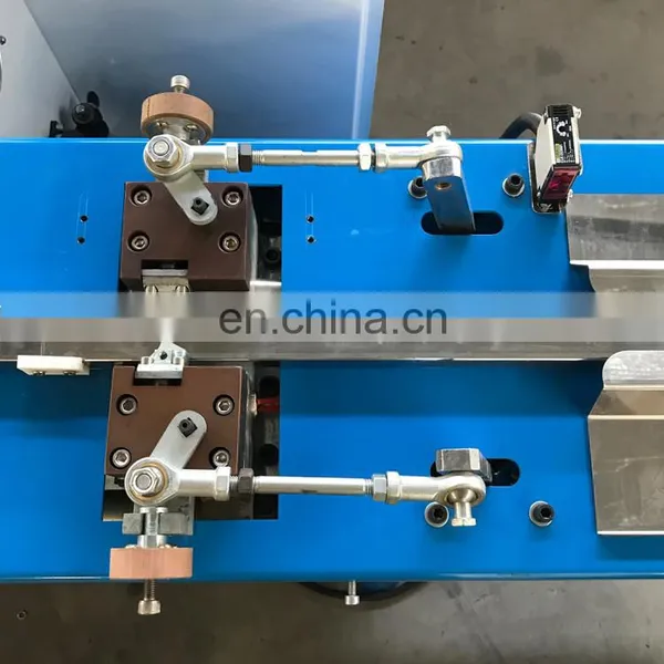 Automatic Coating Butyl Machine for Making Insulating Glass photo-4