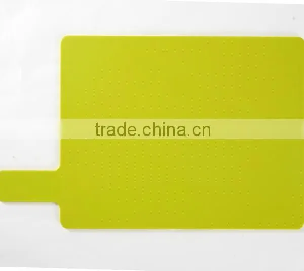 KH Strict Quality Control Eco-friendly Thin Plastic Cutting Board photo-4
