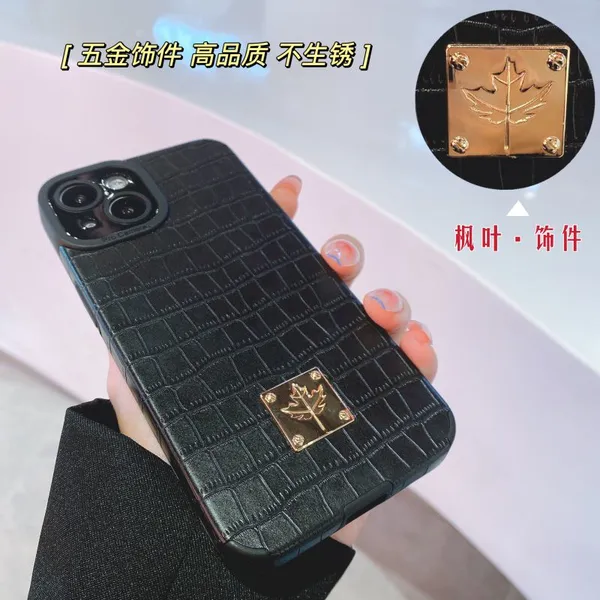 New Luxury Maple Leaf TPU Crocodile Skin Cellphone Cover Case Fall Proof Case Packaging For Iphone 7 8P Xr 11 12 13 14 Pro Max photo-4