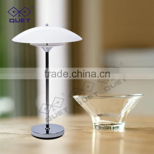 2016 Hot Sale Modern Acrylic Table Lamps /Desk Lamp photo-2