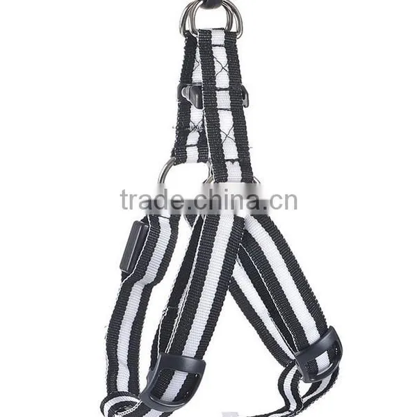 Factory Supply Stock Wholesale Pet Dog Harness LED Pet Harness photo-5