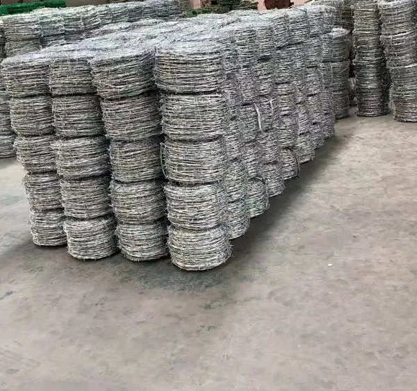 PVC Coated Barbed Wire Mesh With 15mm-30mm Barbed Length for Fencing photo-2