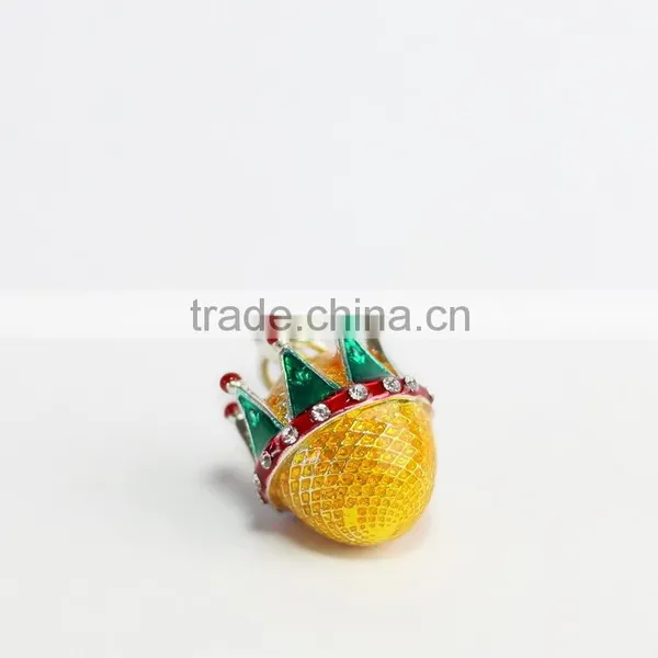 2016 New Design Pewter Enamel Crown Pendant photo-2