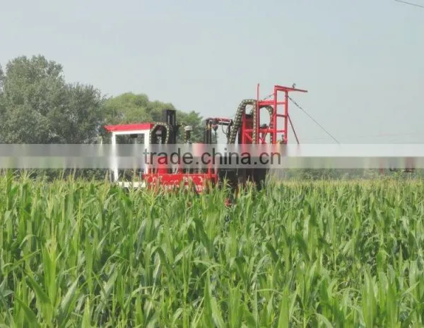 Self Propelled High Clearance Hydraulic Operating 4WD Boom Sprayer With Cabin and Itlay Pump photo-6