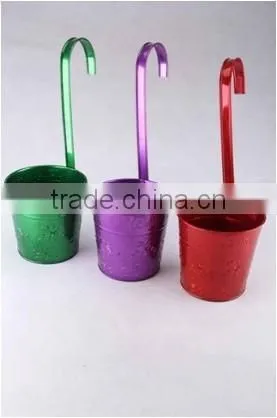Garden Pot With Long Handle Can Hanging on the Wall photo-2