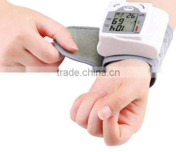 Automatic Extra Large LCD Pulse Rate Digital Wrist Tech Blood Pressure Monitor photo-2