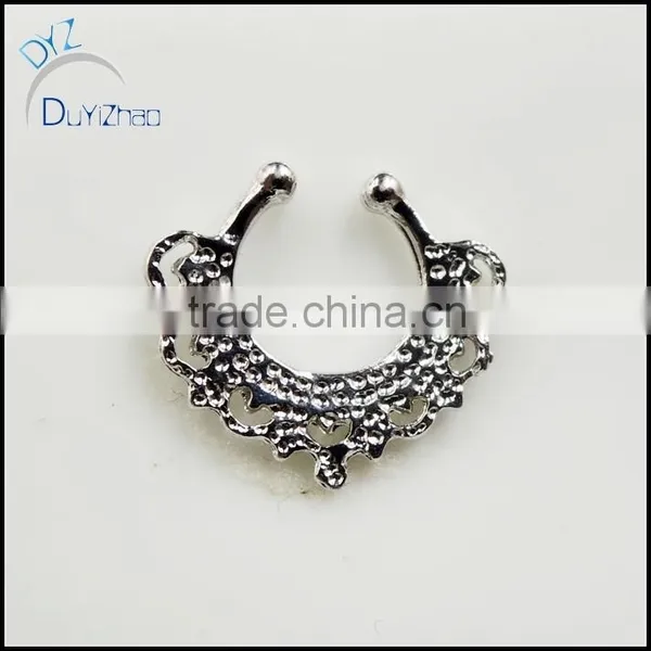 Heart Shaped Fashion Septum Clicker Fake Nose Rings photo-3
