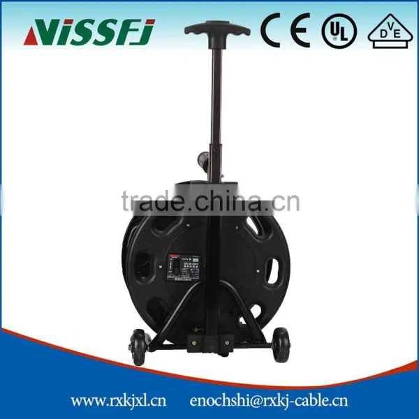 European Mini Retractable Cable Reel With Wheels photo-3