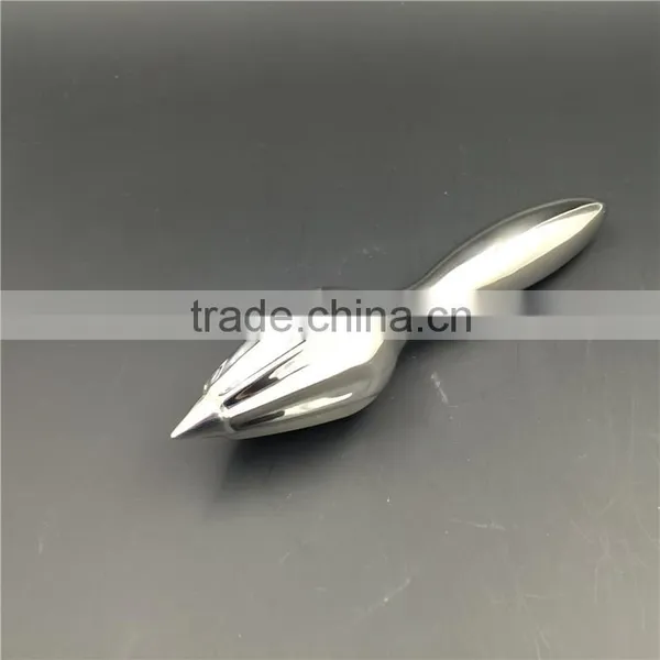 2016 hot sale stainless steel lemon squeezer in China