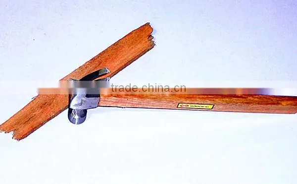 Claw Hammer With Wooden Handle photo-3