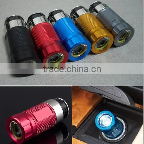 0.5W Car LED Rechargeable Flashlight photo-2