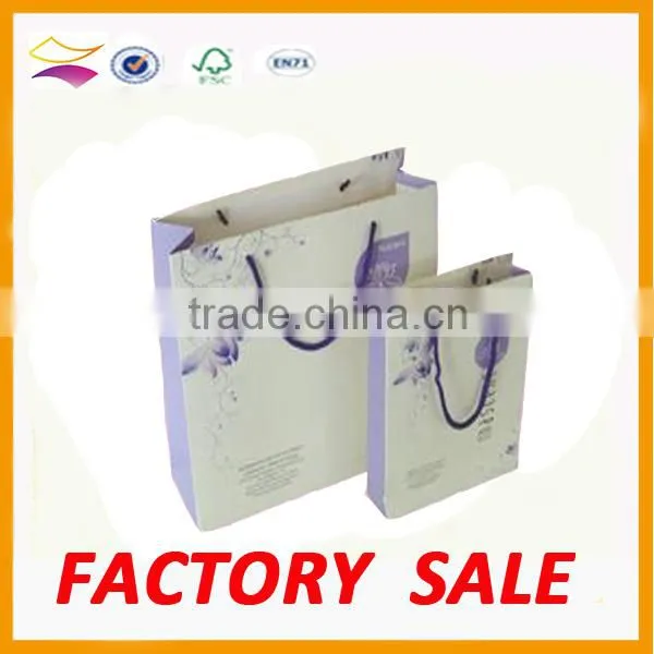 2015 New Design Paper Bag,gift Bag ,shopping Bag , With Handle ,in Machine Price photo-2