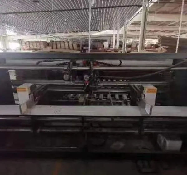 Semi-automatic Box Stitching Machine for Corrugated Carton photo-2