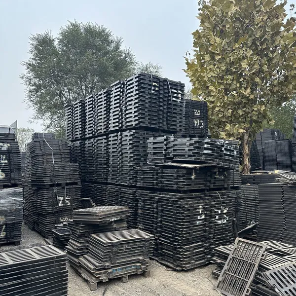 Heavy-duty 400mm and 600mm Ductile Iron Manhole Covers for Municipal Engineering Projects. photo-6