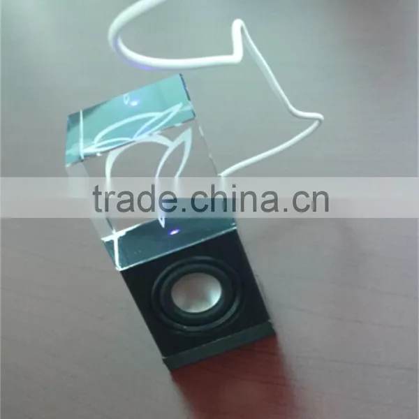 Wired Crystal Speaker With Laser Logo photo-3