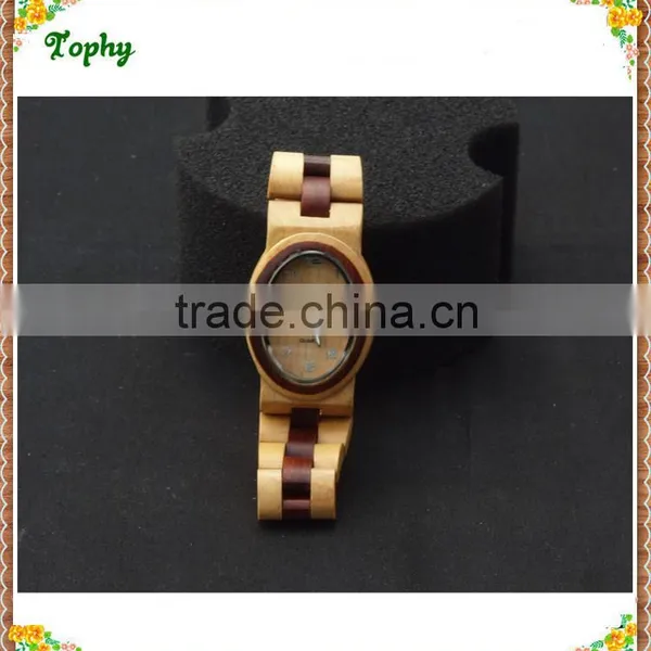 2016 Vogue World Fashion Brand Quartz Wood Lady Watch Made of Wooden and Bamboo Material photo-5