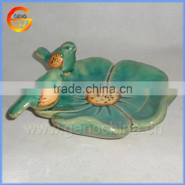 Novelty Lotus Leaf Ceramic Bird Feeder photo-2