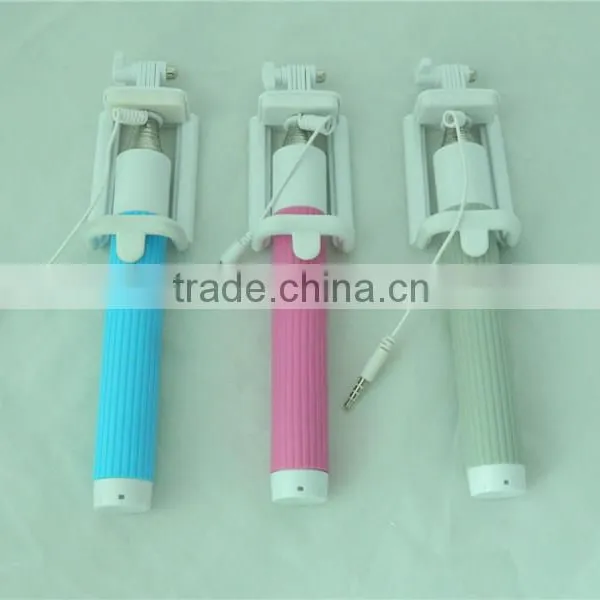 Z02 Plastic Selfie Stick With Bluetooth Remote Shutter for Wholesales photo-4