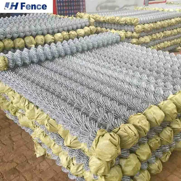 Anping High Quality Used Chain Link Wire Mesh Hot Dipped Galvanized Pvc Coated Chain Link Fence photo-4