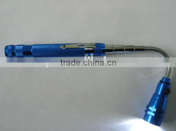 LED Flashlight With Telescopic Magnetic Pick-up Tool photo-4