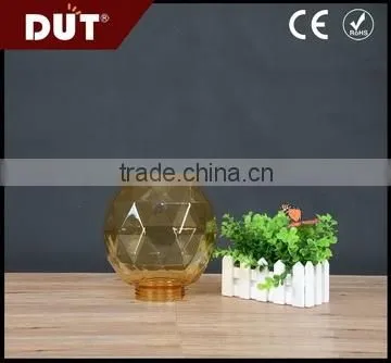 GD029-S-200-C Transparent Multiple-use Acrylic Diamond Shape Screw Neck Lamp Cover photo-2