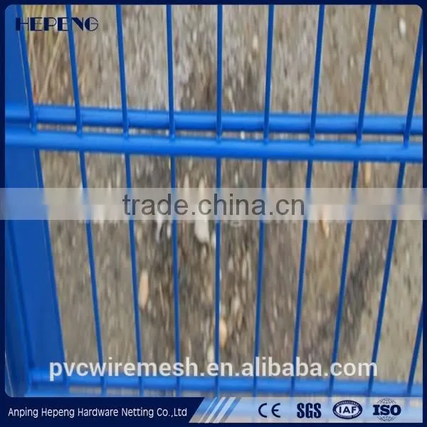Galvanized Iron Welded Steel Wire Double Wire Fence photo-4