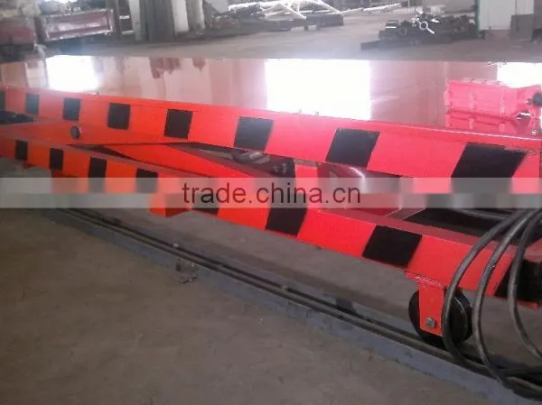 Hydraulic Scissor Lift Desk for Heavy Objects photo-2