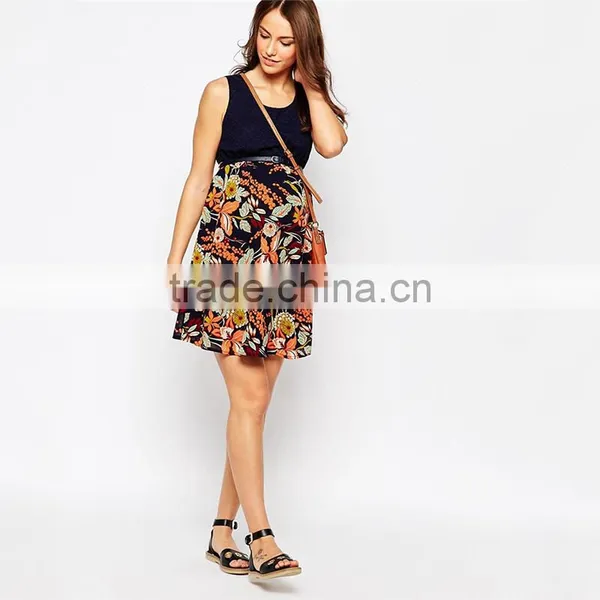 Sexy Maternity Contrast Floral Skater Dress Maternity Wear photo-4