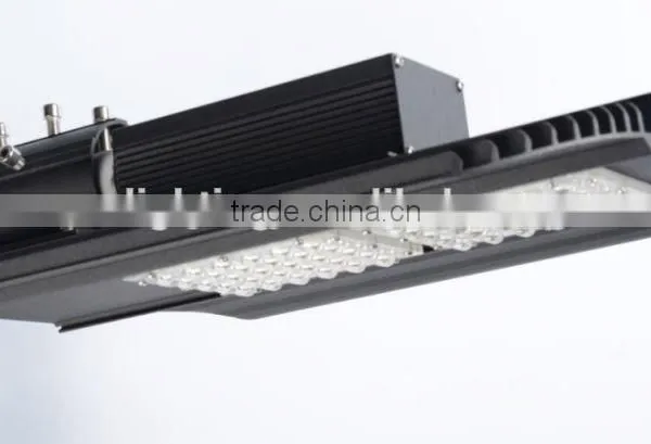 Auto-sensing Creative Design Outdoor Luminaires Street Led Lamp Supplier's Choice photo-5
