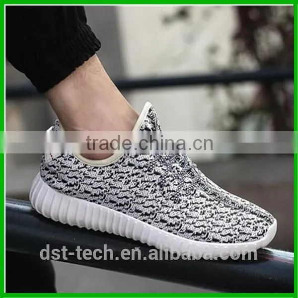 Yeezy 350 Flyknit Shoes in Factory Price photo-3