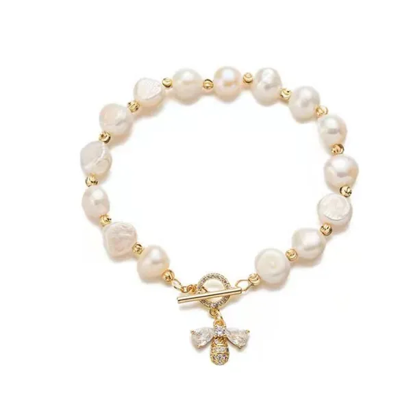 Rhinestone Bee Pearl Bracelet