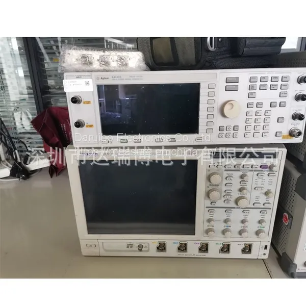 Spot sale of Tektronix DPO7104 digital fluorescence oscilloscope