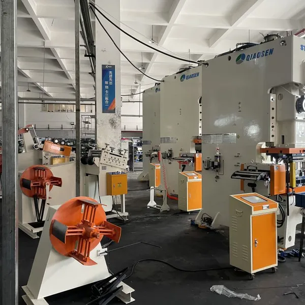 Automatic High-precision Three-in-one High Thickness Straightener Feeder Punch Three-in-one High Speed Feeder Machine photo-4